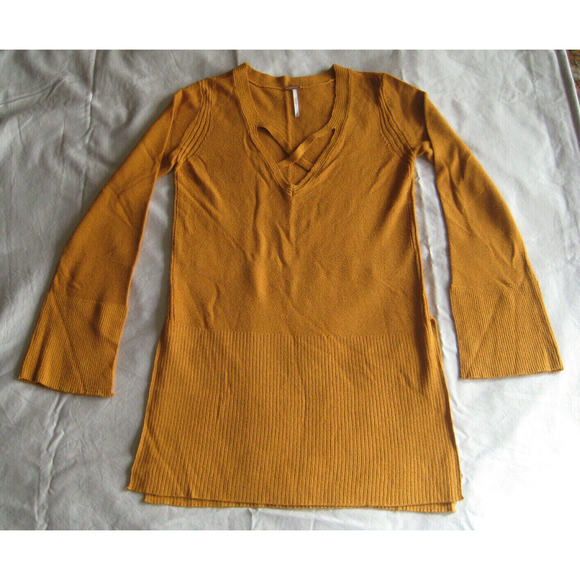 Free People XS Criss Cross Sweater Tunic in Mustard Yellow - Picture 2 of 7